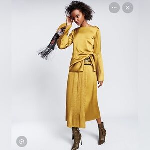 Banana Republic x Olivia Palermo Olive Pleated Blouse